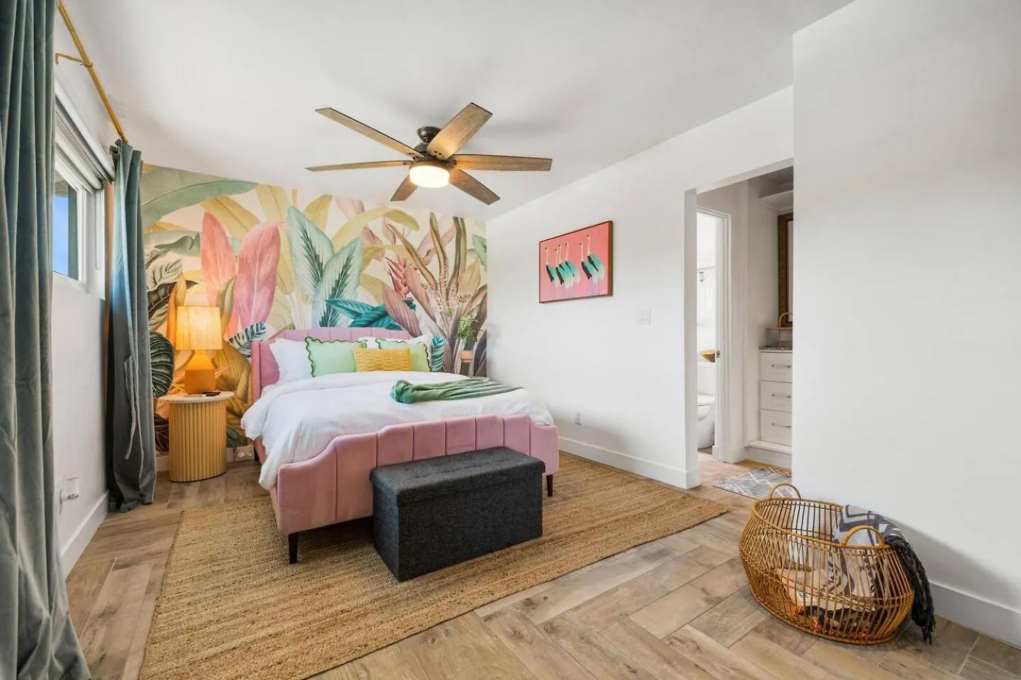 Whimsical Oasis Retreat By Rather Be Properties Palm Springs Estados Unidos da América