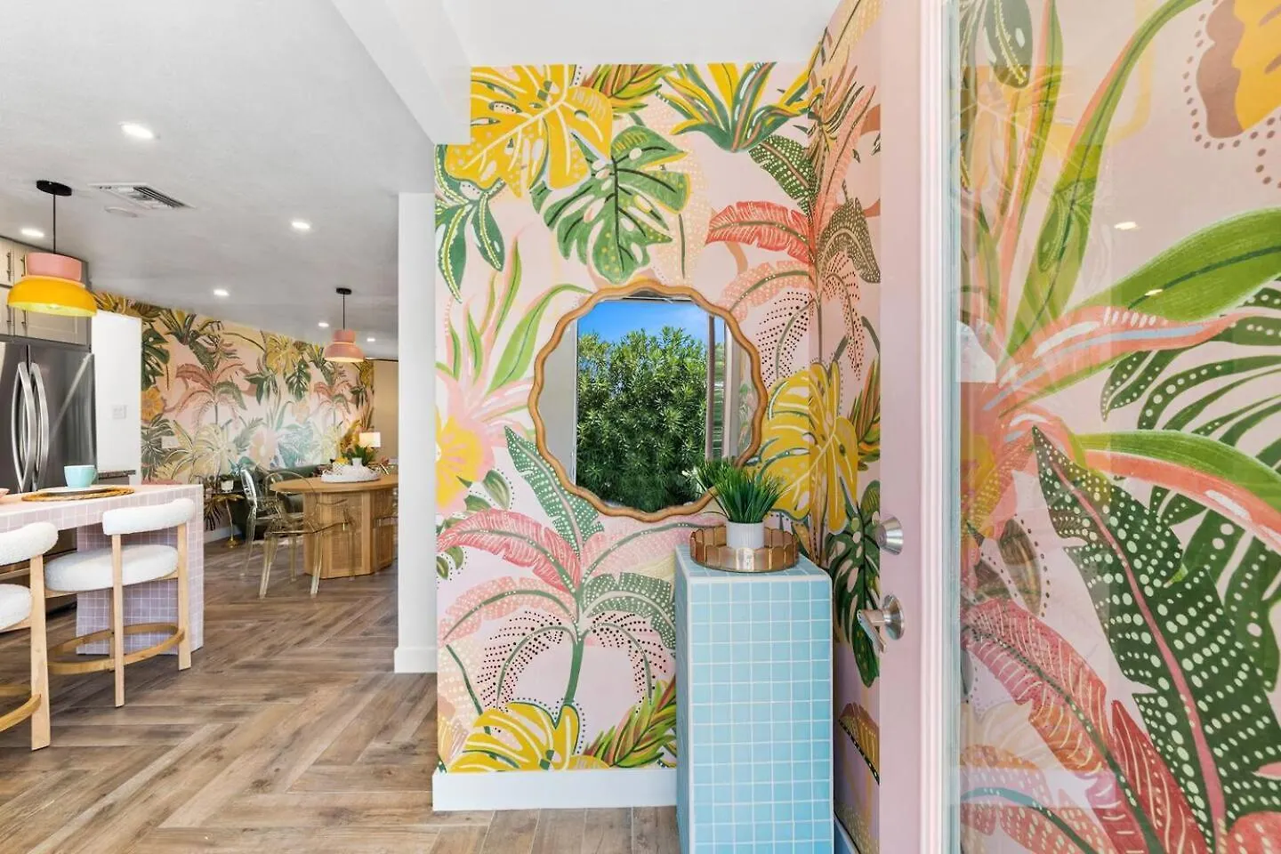 Whimsical Oasis Retreat By Rather Be Properties Palm Springs Casa de Férias